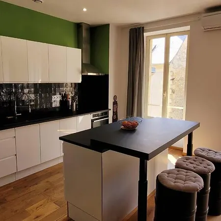 Duplex 4 Pers, Plein Centre De Montignac-Lascaux